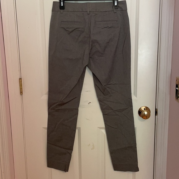 New size 2 gray Jackson pant from banana republic - Picture 5 of 5